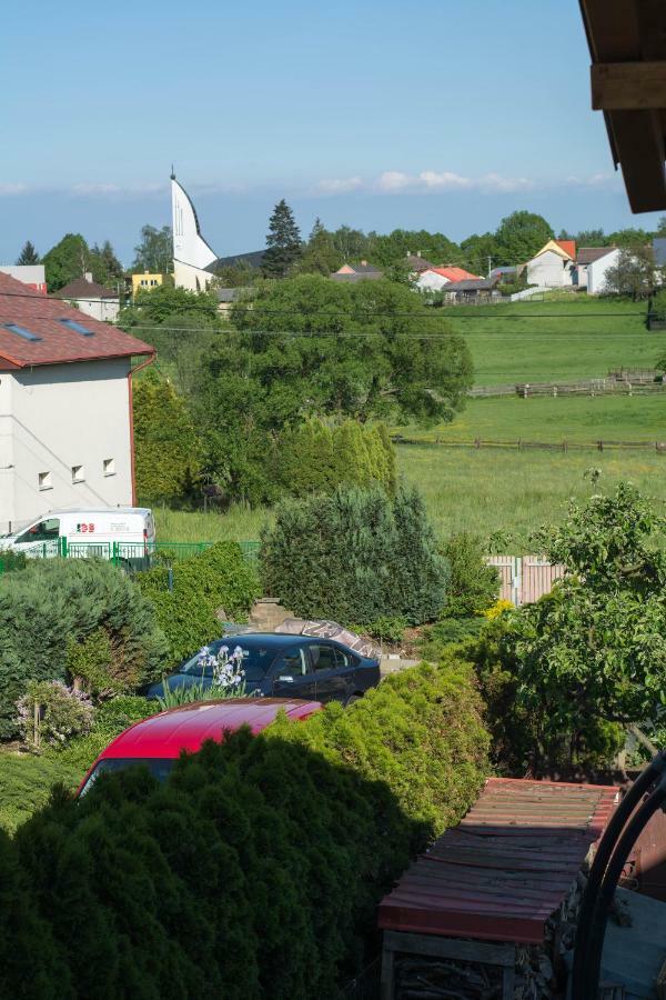 Apartments Gerda Vřesina Zewnętrze zdjęcie
